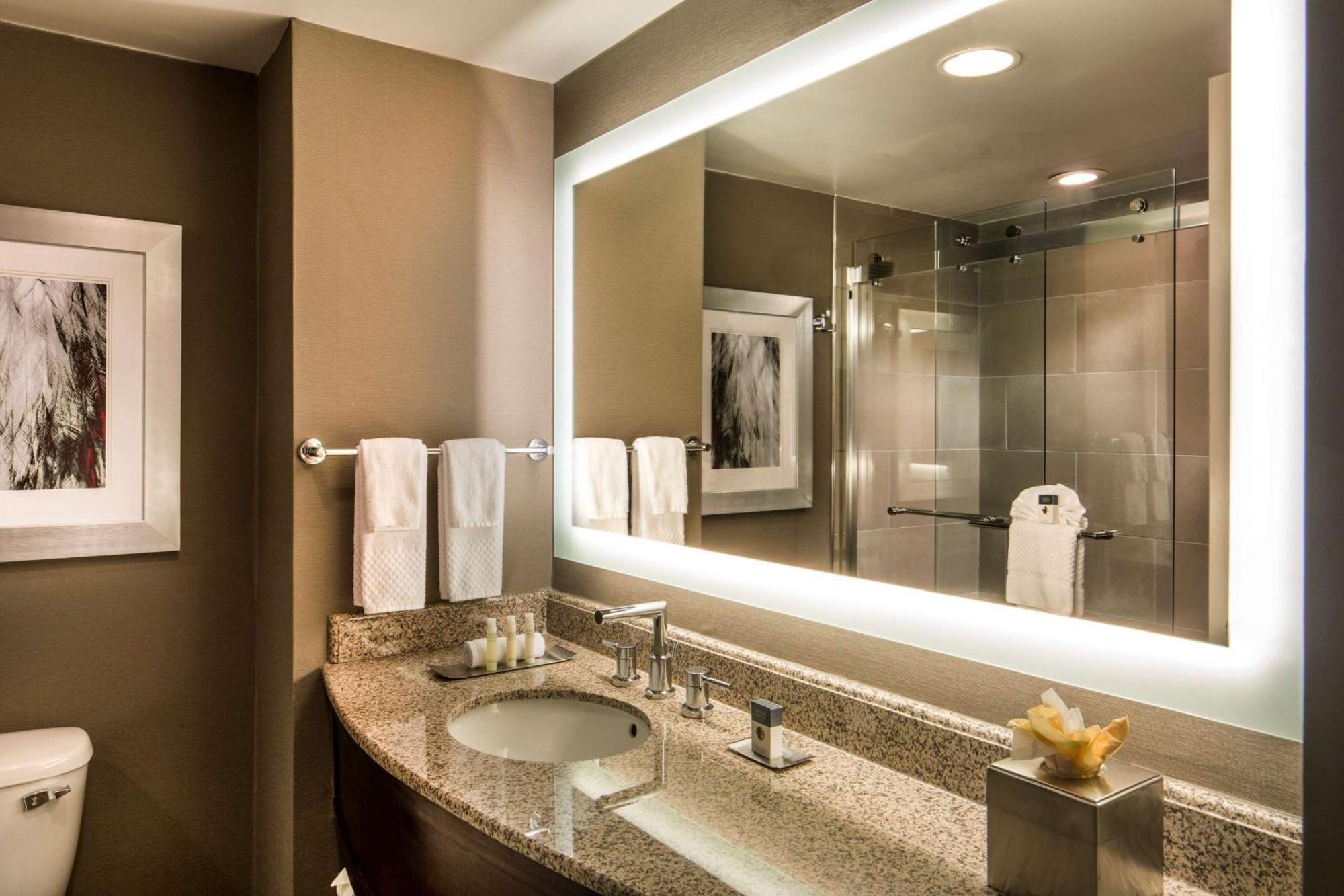 Doubletree By Hilton Hotel Largo Washington Dc Extérieur photo